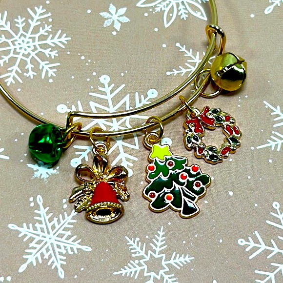 Handmade Christmas Bangle & Jingle Bell Charm Bracelet!